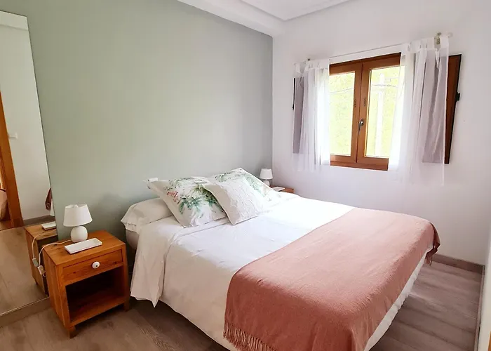 El Jardin De La Pena Castro (Cantabria)