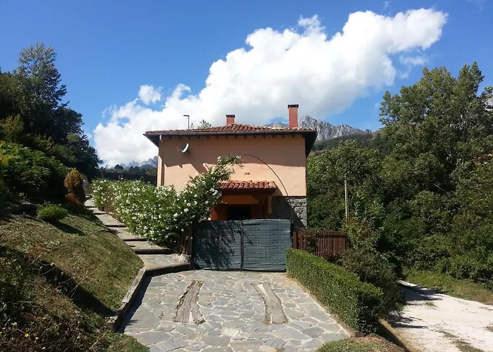 El Jardin De La Pena Castro (Cantabria)